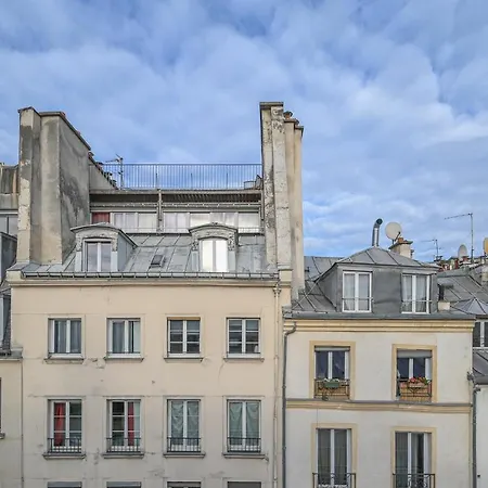 Cléry 57 Appartement *