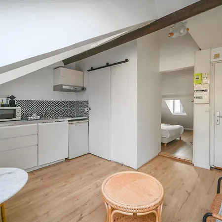 Cléry 57 Appartement *